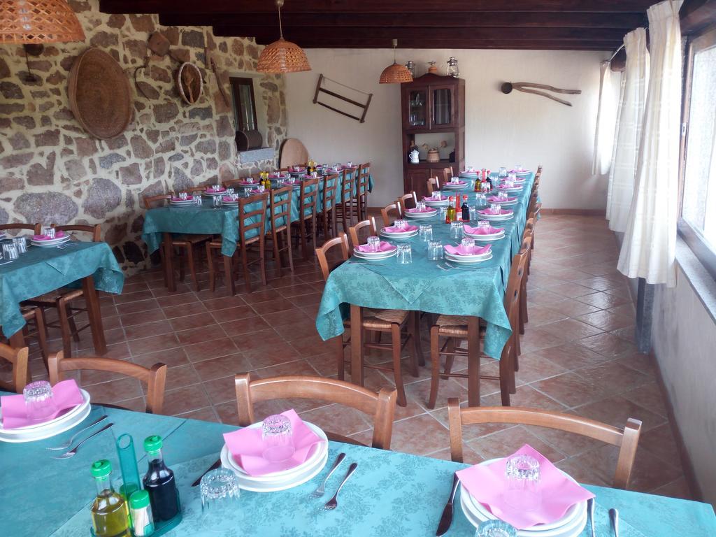 הוילה סנט אנטוניו די גאלורו Turismo Rurale L'Agliuledda מראה חיצוני תמונה